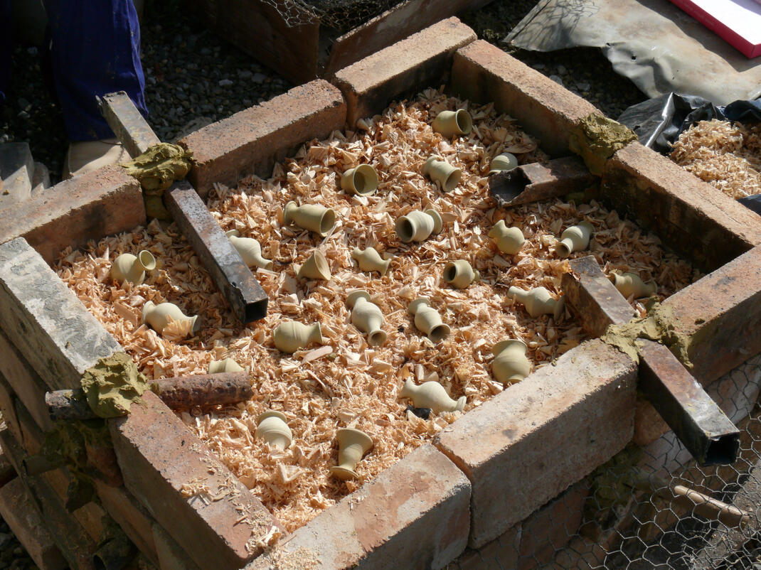 Le Marché aux cruches à Dax par Alex Lizal 1903. Les Pégas de type « Cagnotte »