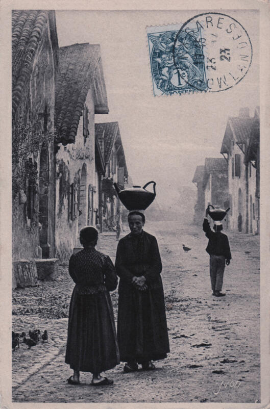 Porteuse d'eau, Sorde-l'Abbaye